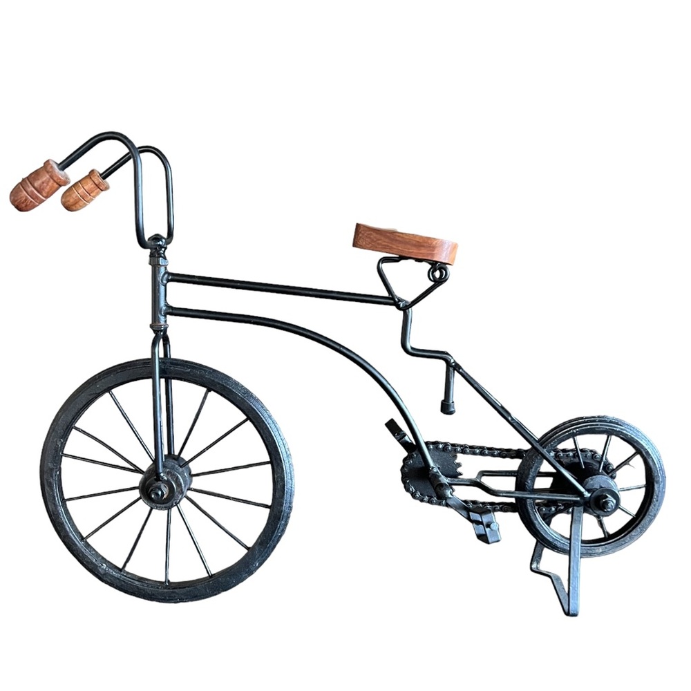 Fun Bicycle Decor - Picture 2 of 2